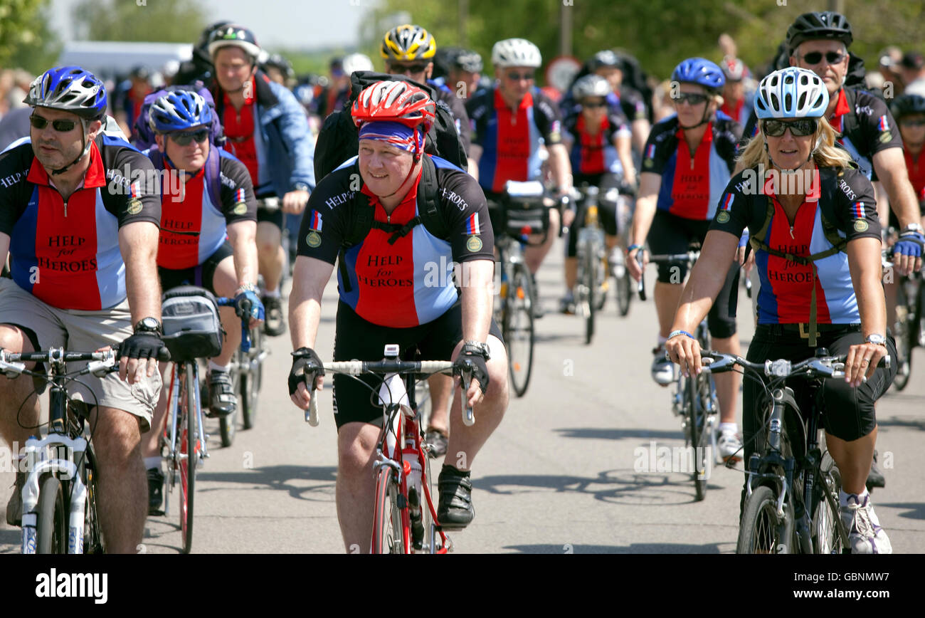 Cycling band hi-res stock photography and images - Alamy