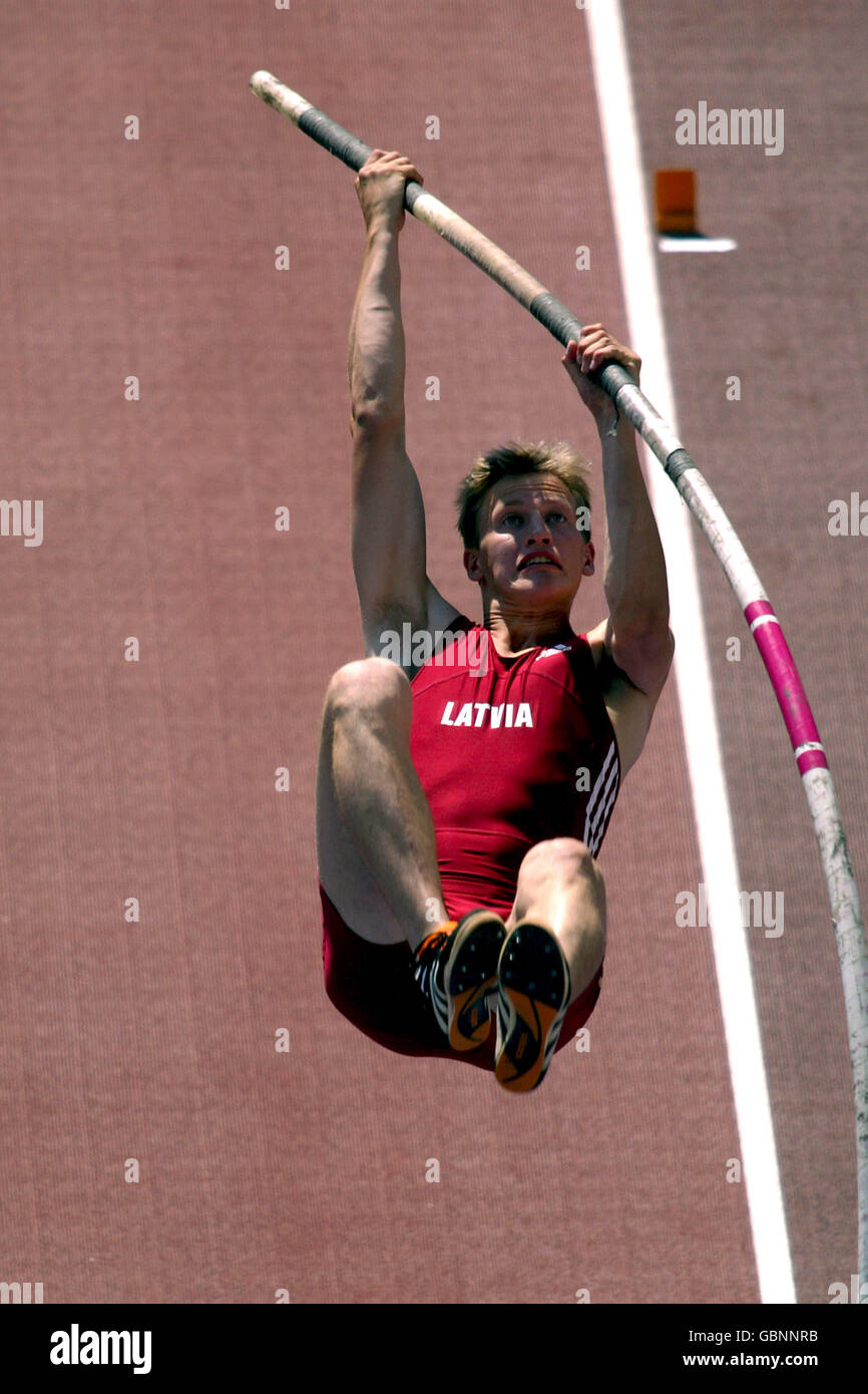 Athletics Athens Olympic Games 2004 Men's Decathlon Pole Vault
