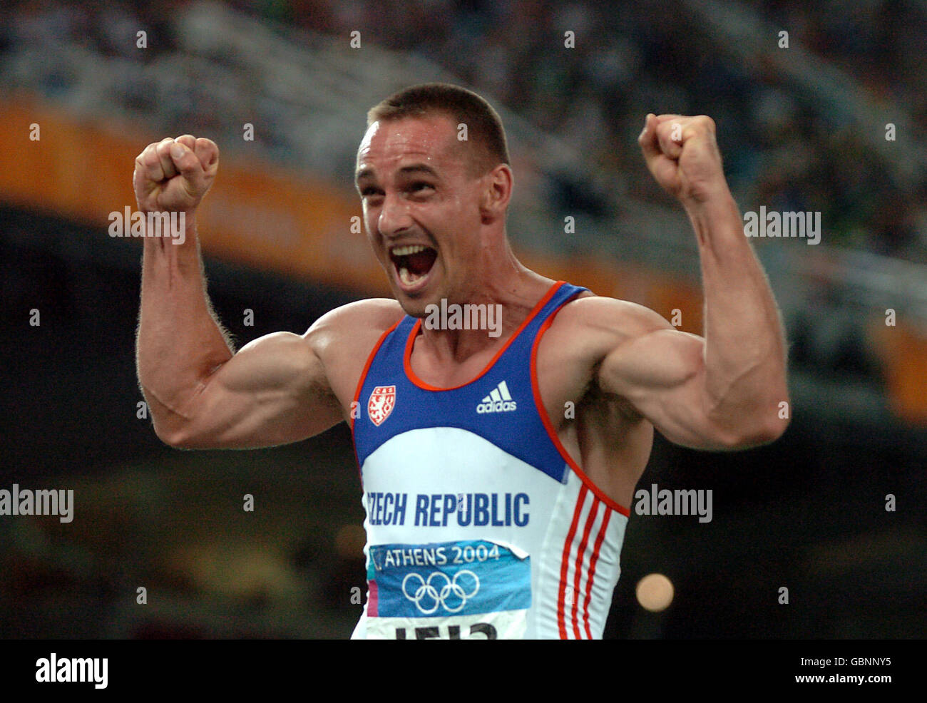 Athletics Athens Olympic Games 2004 Mens Decathlon Stock Photo Alamy