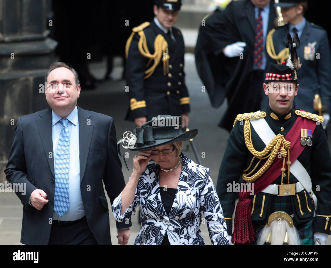 First Minister Alex Salmond arrives to deliver the key-note speech to the General Assembly of the Church of Scotland at The Mound, Edinburgh. Stock Photo