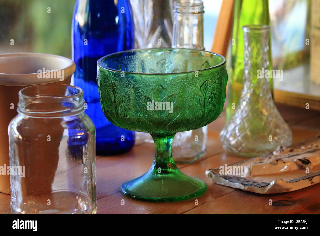 Collection of blue vases hires stock photography and images Alamy