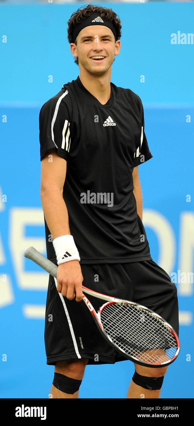 Tennis Aegon Championships Day Three The Queen S Club Stock Photo Alamy