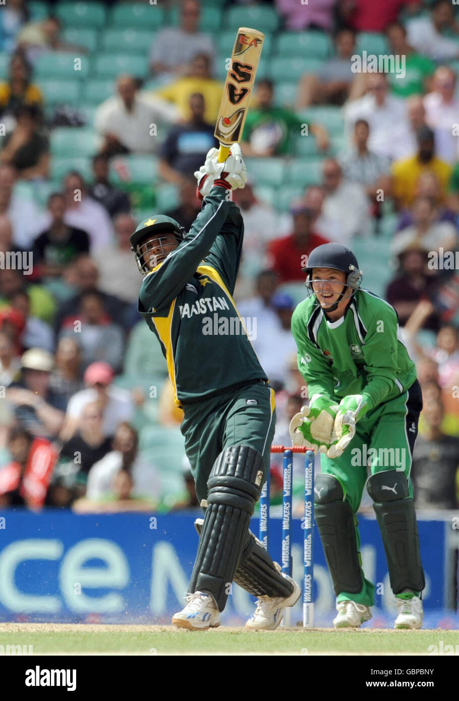 Cricket - ICC World Twenty20 Cup 2009 - Super Eights - Pakistan v Ireland - Brit Oval Stock Photo