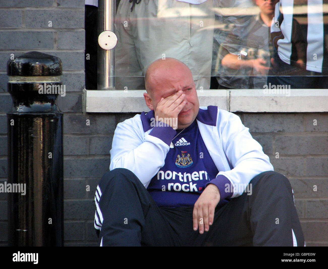 Crying england fan hires stock photography and images Alamy