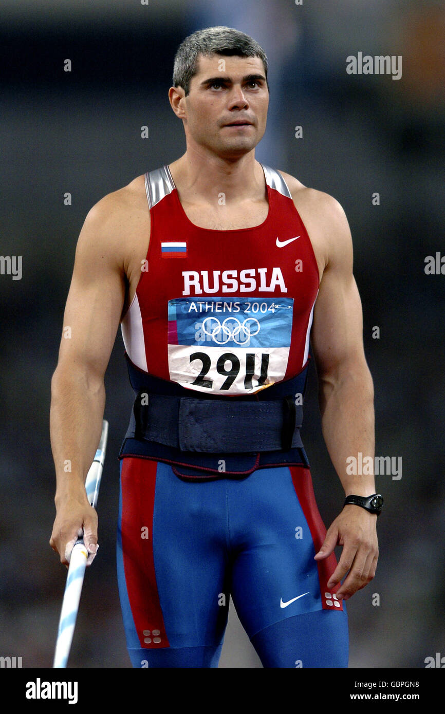 Athletics olympic games 2004 javelin hires stock photography and
