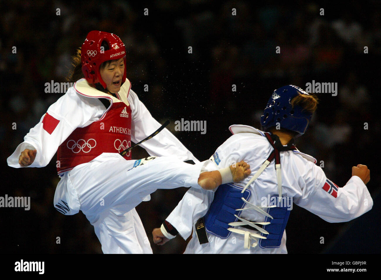 Taekwondo Athens Olympic Games 2004 Women's Under 67kg Quater Finals Stock Photo Alamy