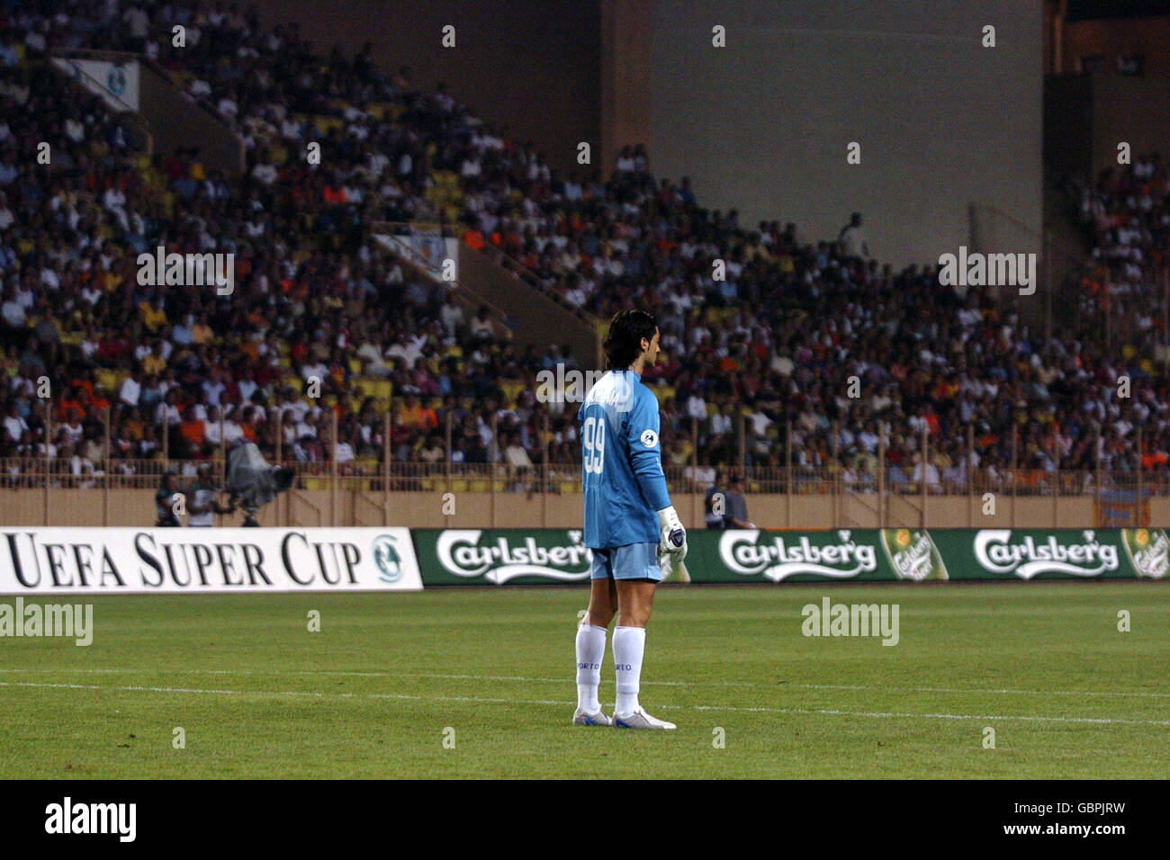 Soccer UEFA Super Cup FC Porto v Valencia. FC Porto goalkeeper