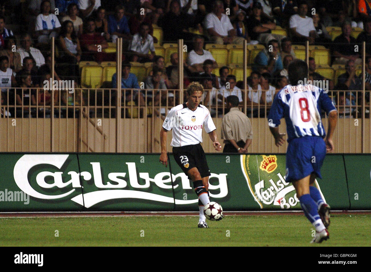 Fc portos nuno valente and valencias curro torres hires stock