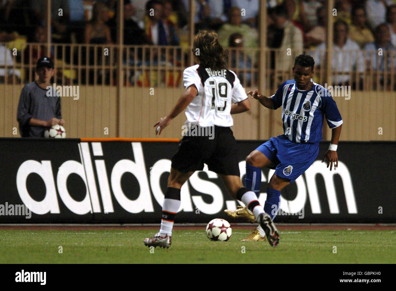 Soccer UEFA Super Cup FC Porto v Valencia Stock Photo Alamy