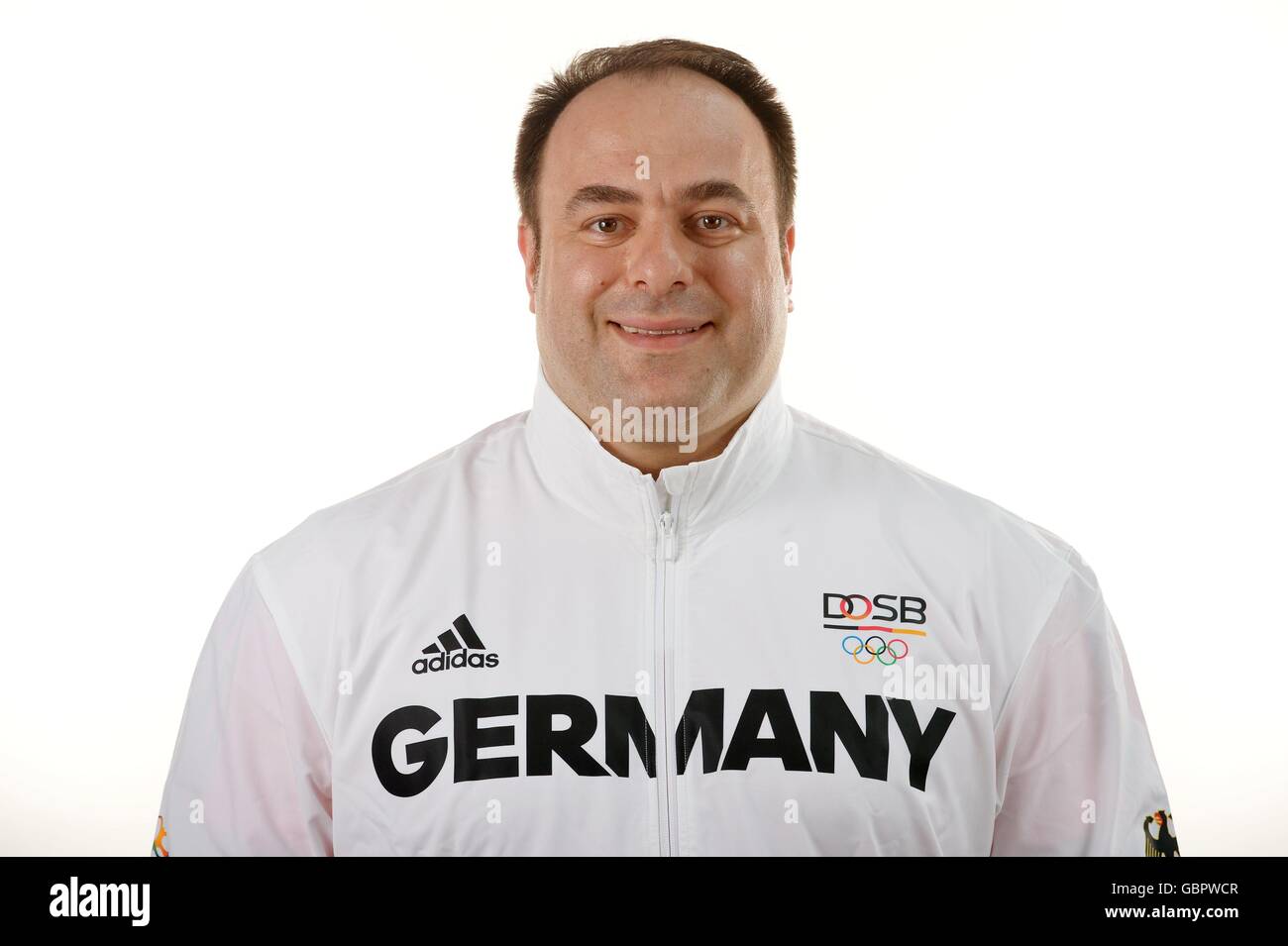 Hannover, Germany. 06th July, 2016. Almir Velagic poses at a photocall during the preparations for the Olympic Games in Rio at the Emmich Cambrai Barracks in Hanover, Germany. July 06, 2016. Photo credit: Frank May/ picture alliance. | usage worldwide © dpa/Alamy Live News Stock Photo