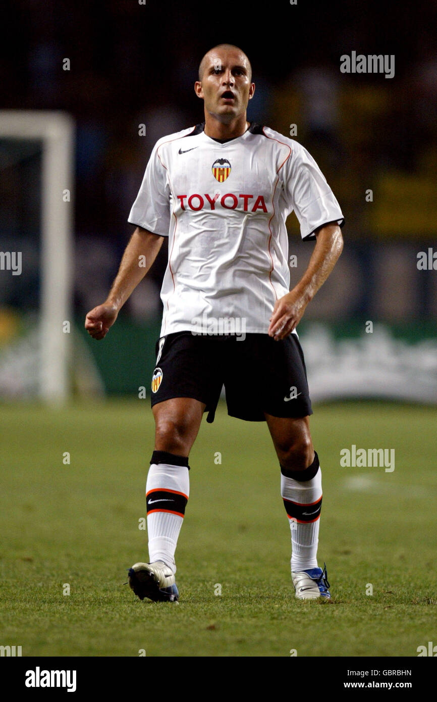 Soccer - UEFA Super Cup - FC Porto v Valencia. Ruben Baraja, Valencia Stock Photo