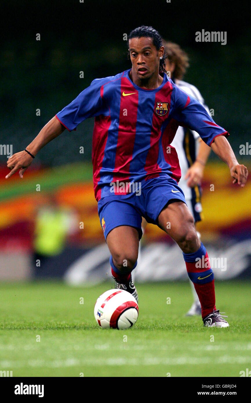 Soccer - Friendly - Barcelona v Parma. Ronaldinho, Barcelona Stock Photo