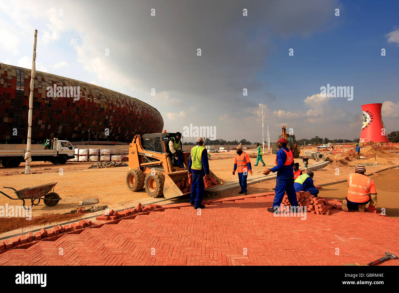 Soccer - FIFA World Cup 2010 - Soccer City Stadium construction - Johannesburg. A general view of Soccer City stadium in Johannesburg, South Africa as work continues Stock Photo