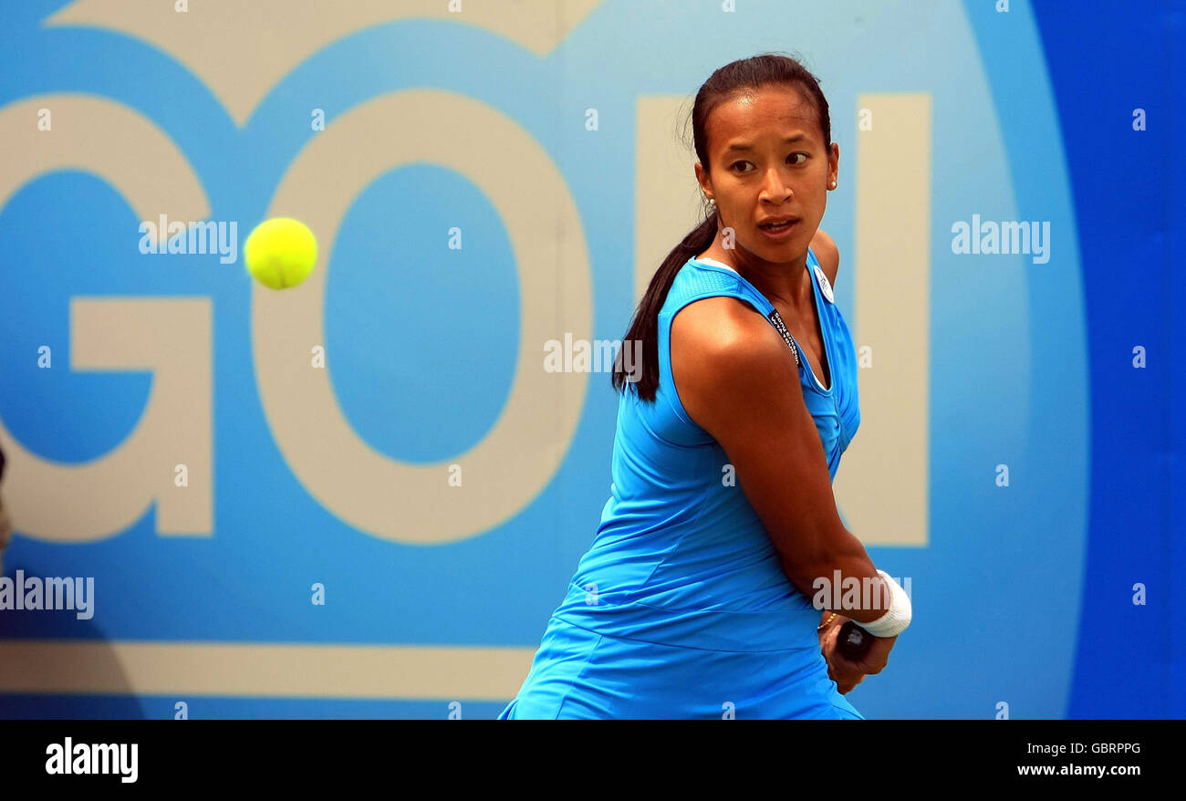 Great Britain's Anne Keothavong in action against Sofia Arvidsson during day two of the AEGON Classic at Edgbaston Priory, Birmingham. Stock Photo
