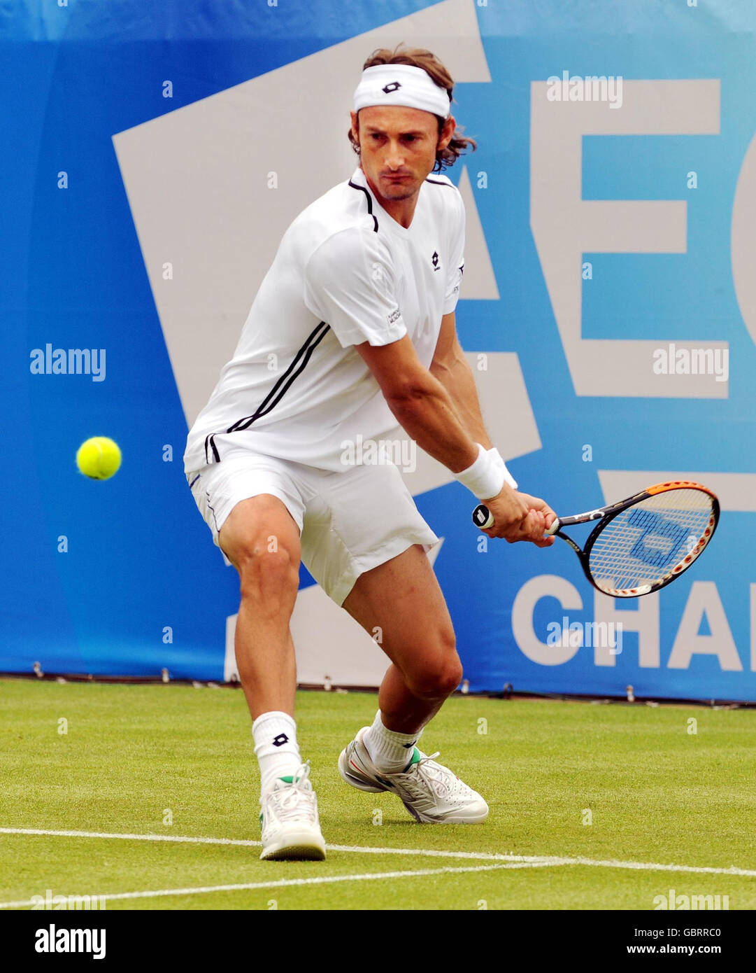 Spain's Juan Carlos Ferrero on his way to victory against France ...