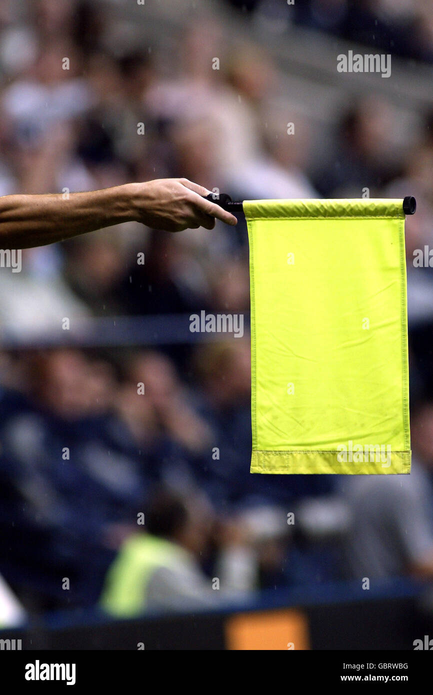 Soccer - FA Barclays Premiership - Bolton Wanderers v Manchester United. The assistant referee shows his flag for offside Stock Photo