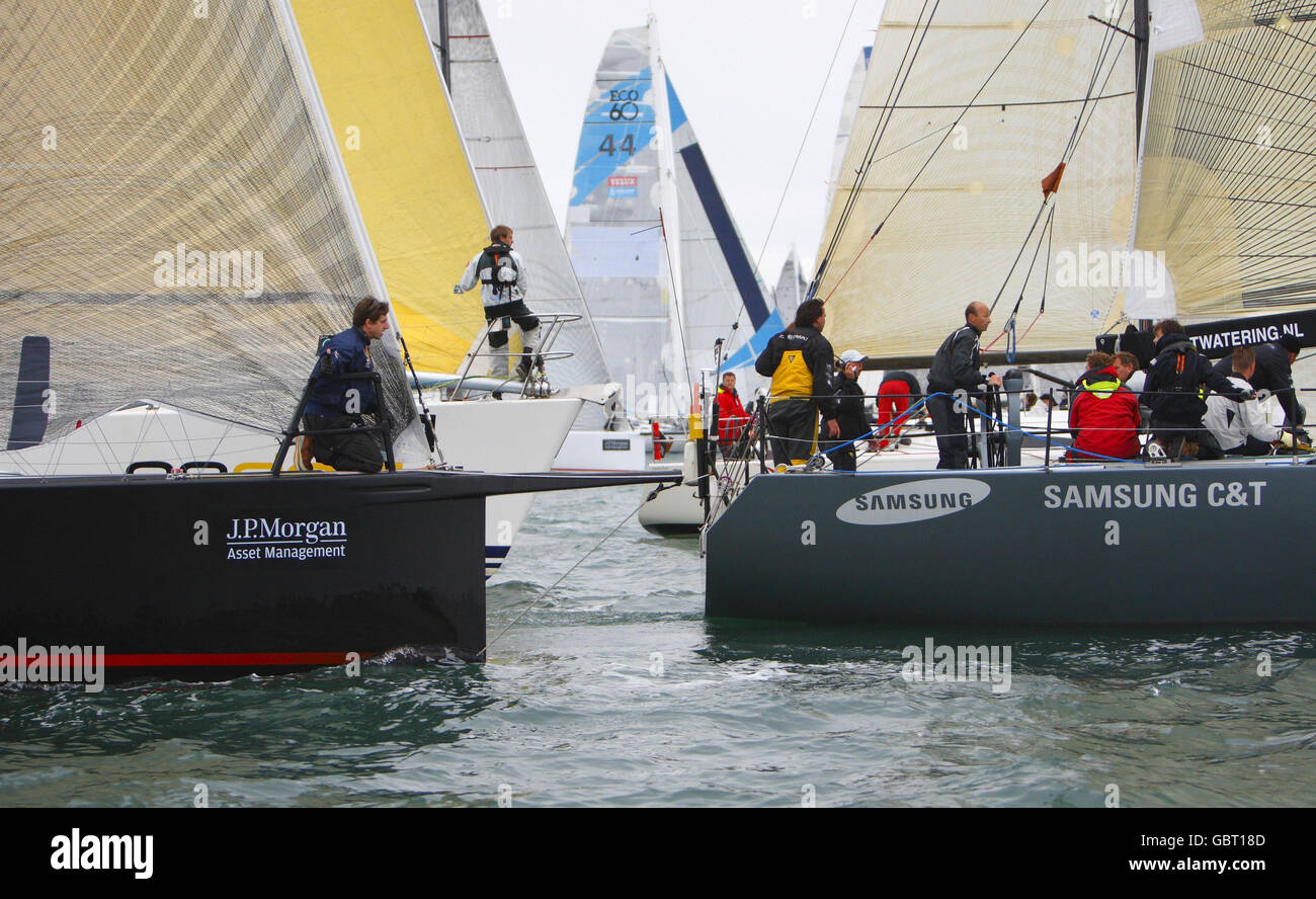 Round the island yacht race start hi-res stock photography and images ...
