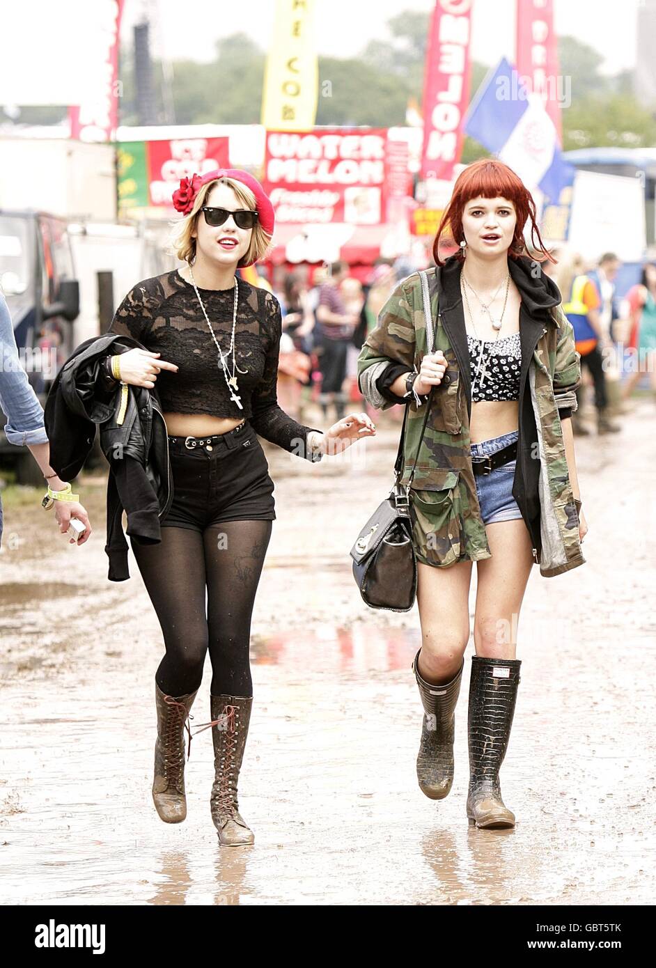 Full length pixie left and peaches geldof pixie20 pixie20 peachesstat