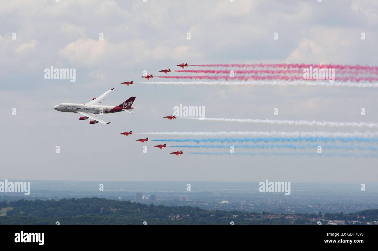Biggin hill international airshow hires stock photography and images