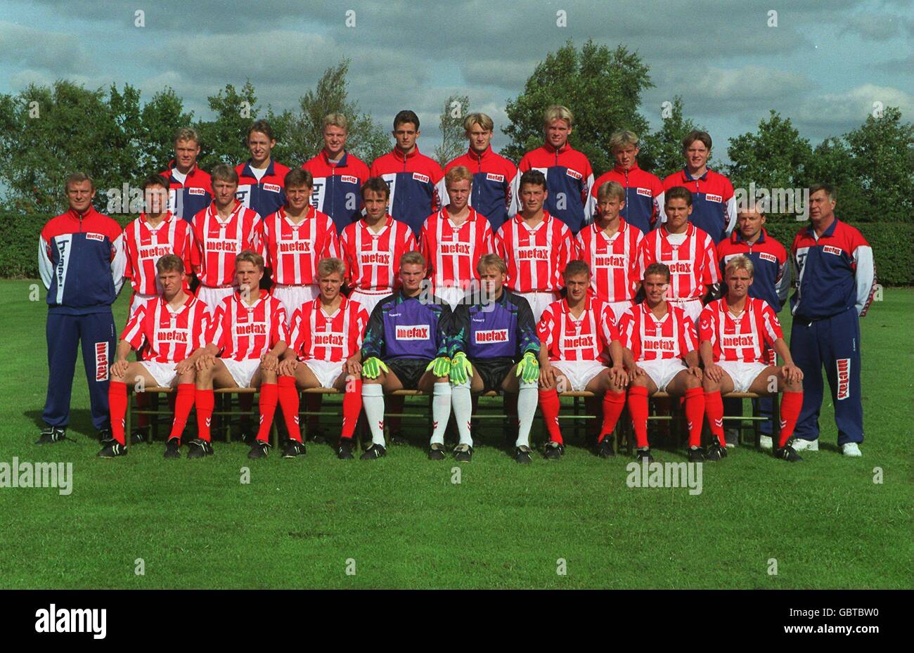 UEFA Champions League 1995/96. UEFA Champions League 1995/96 .... Aalborg  FC team group Stock Photo - Alamy