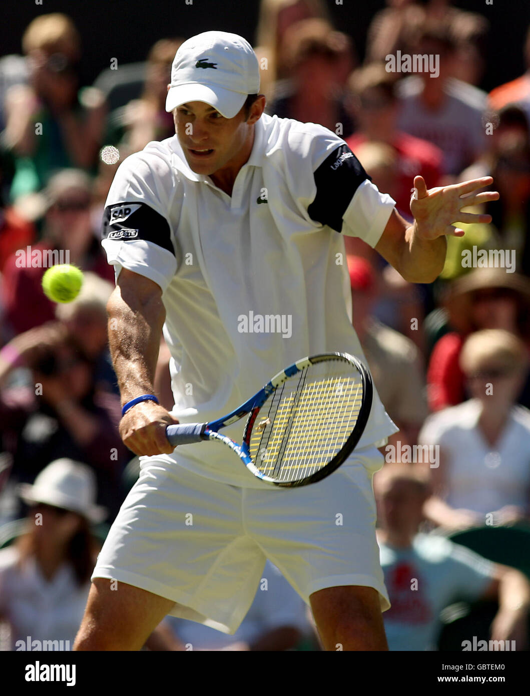 tennis-2009-wimbledon-championships-day-two-the-all-england-lawn