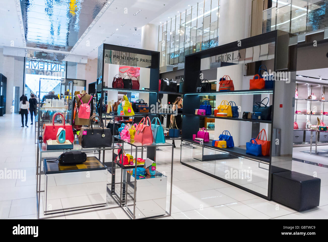 Paris, France, Printemps Department Store, in French Shopping Center, Le Carousel du Louvre