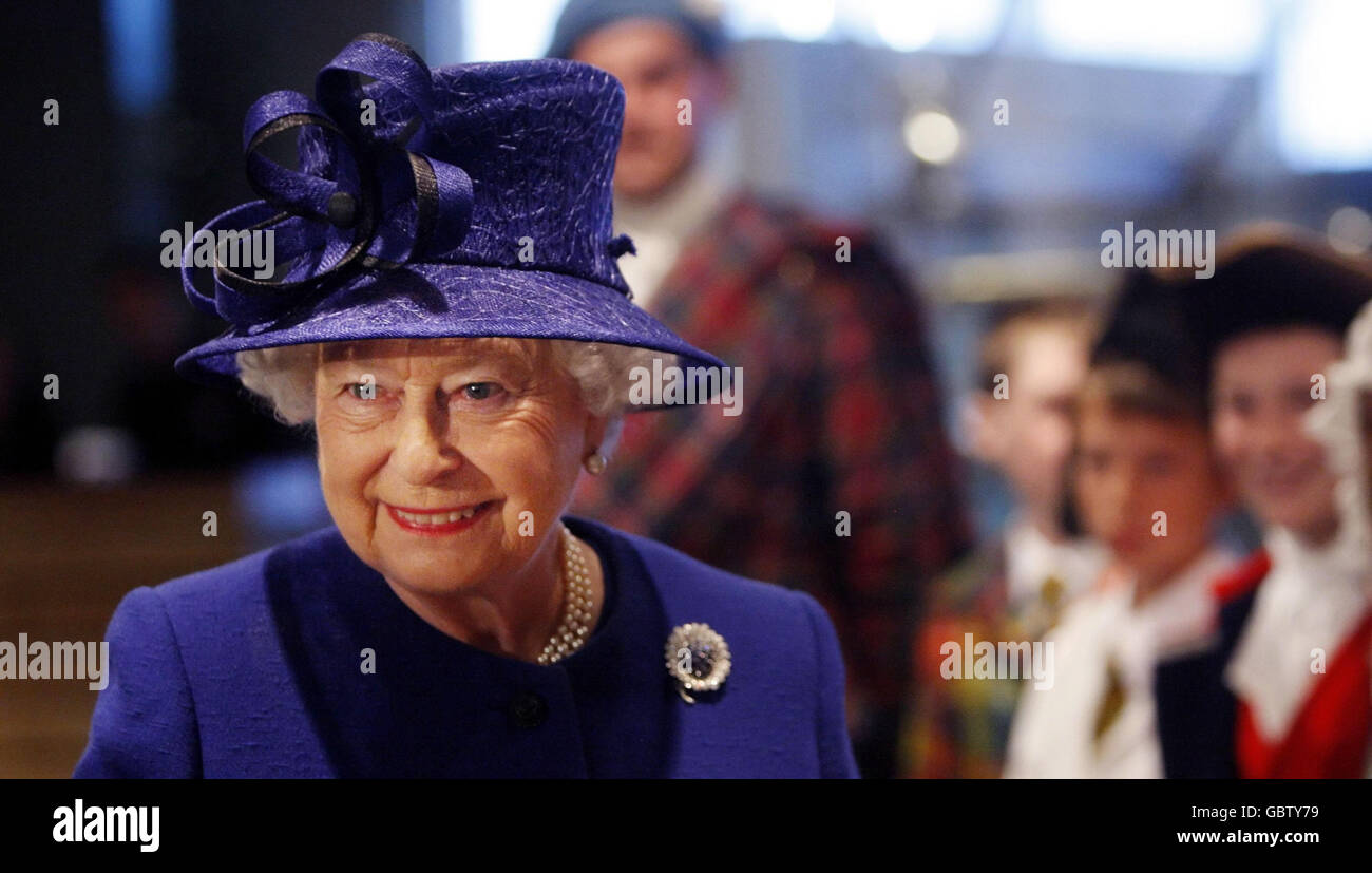 Queen Elizabeth II during a visit to Culloden Battlefield visitors centre near Inverness. Stock Photo