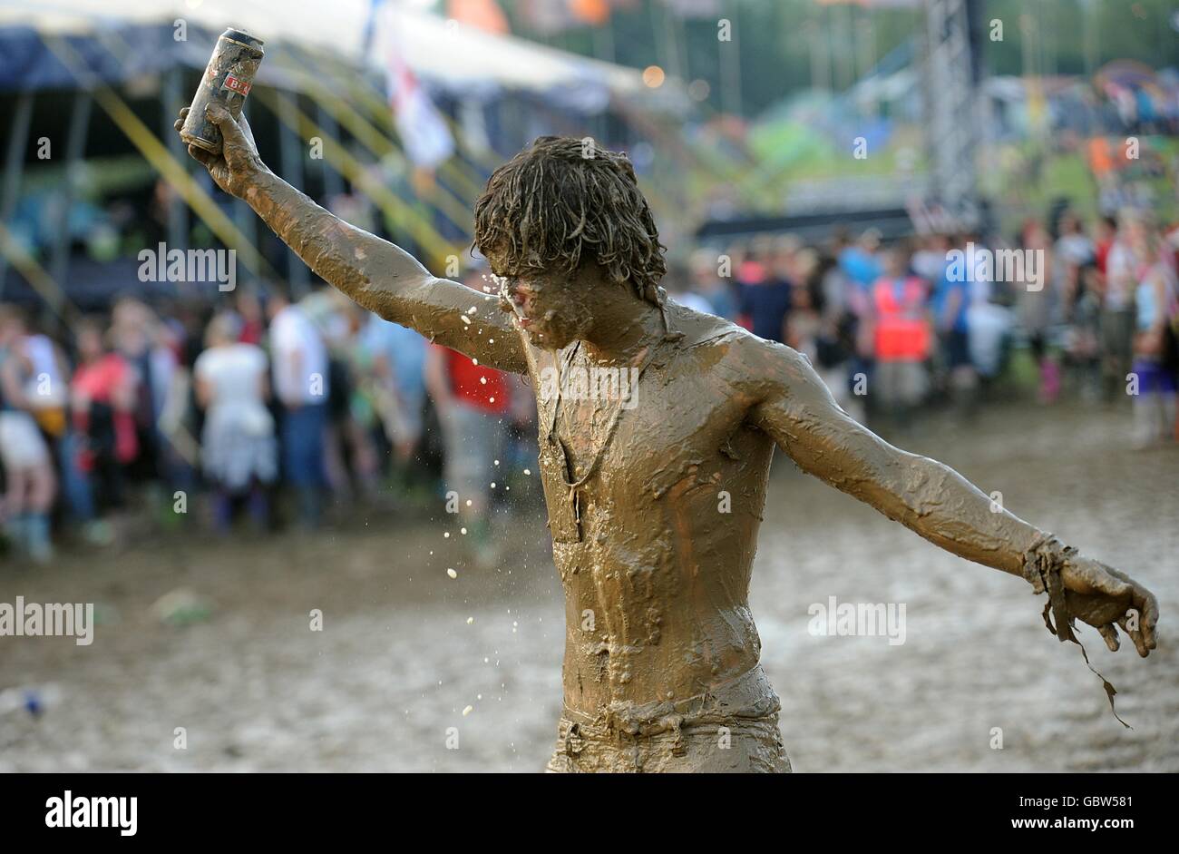 Covered in mud glastonbury hi-res stock photography and images - Alamy