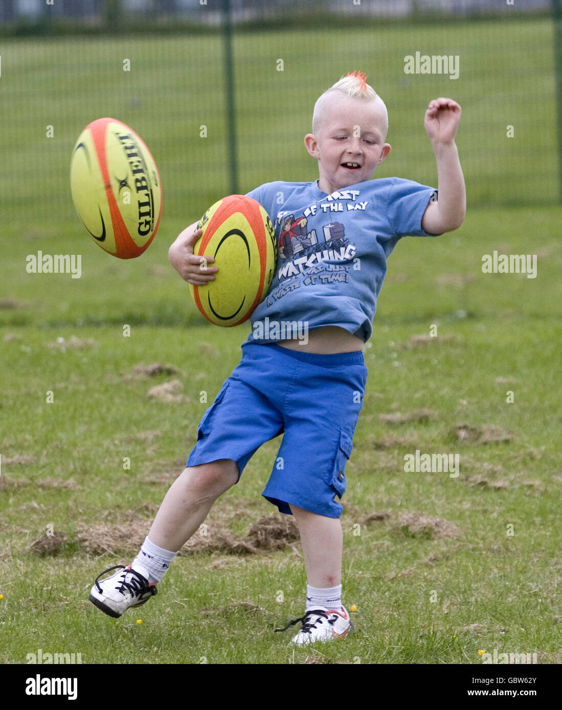 Action street rugby event halgreen avenue hi-res stock photography and ...