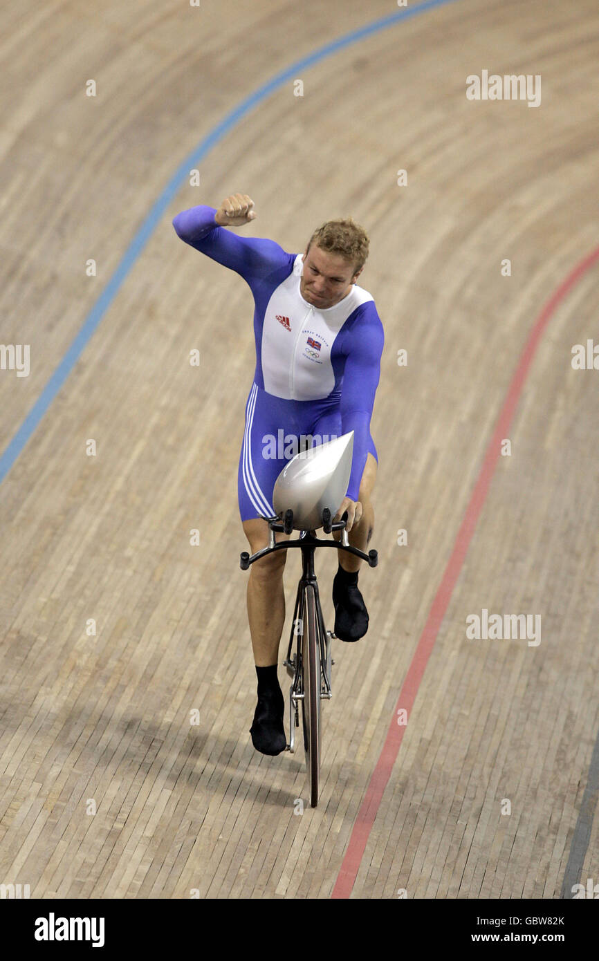 Great Britain's Chris Hoy celebrates after winning the gold medal Stock ...