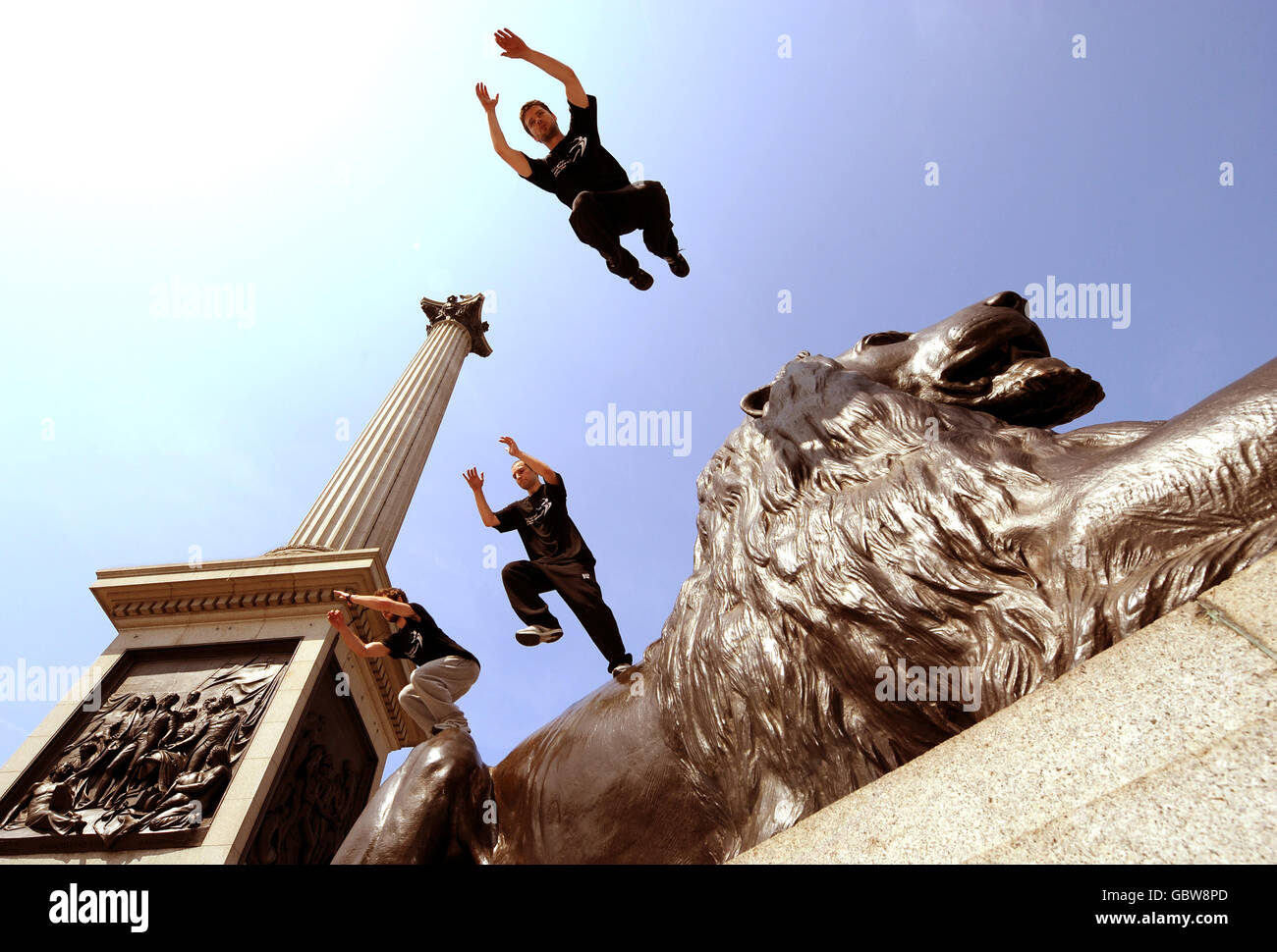 Freerunners demonstrate their skills in Trafalgar Square, London, at the launch of the 2009 Barclaycard World Freerun championships. Stock Photo