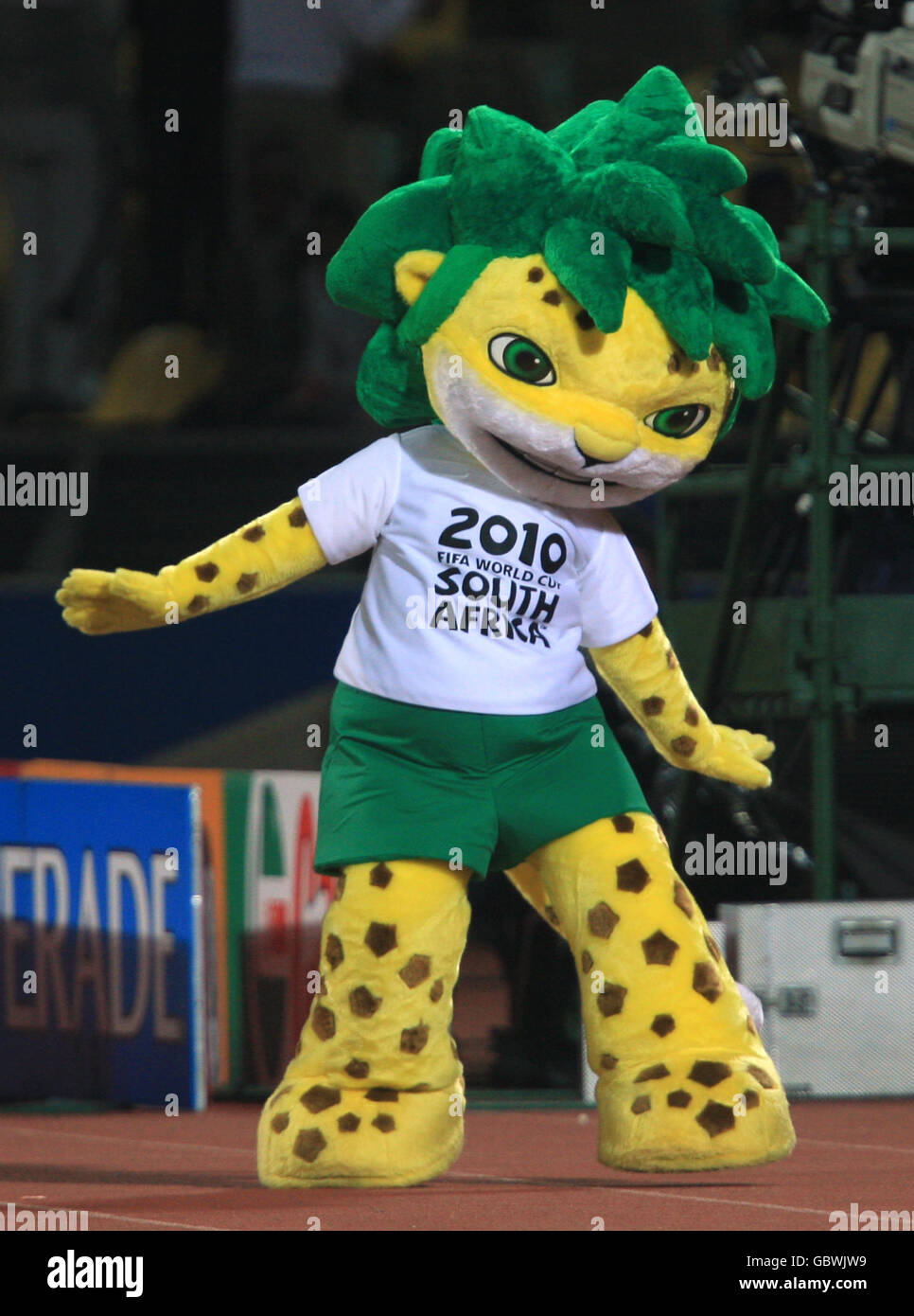 Soccer - Confederations Cup 2009 - Group B - Egypt v USA - Royal Bafokeng Stadium. The official mascot for the World Cup Zakhumi performs at half time Stock Photo