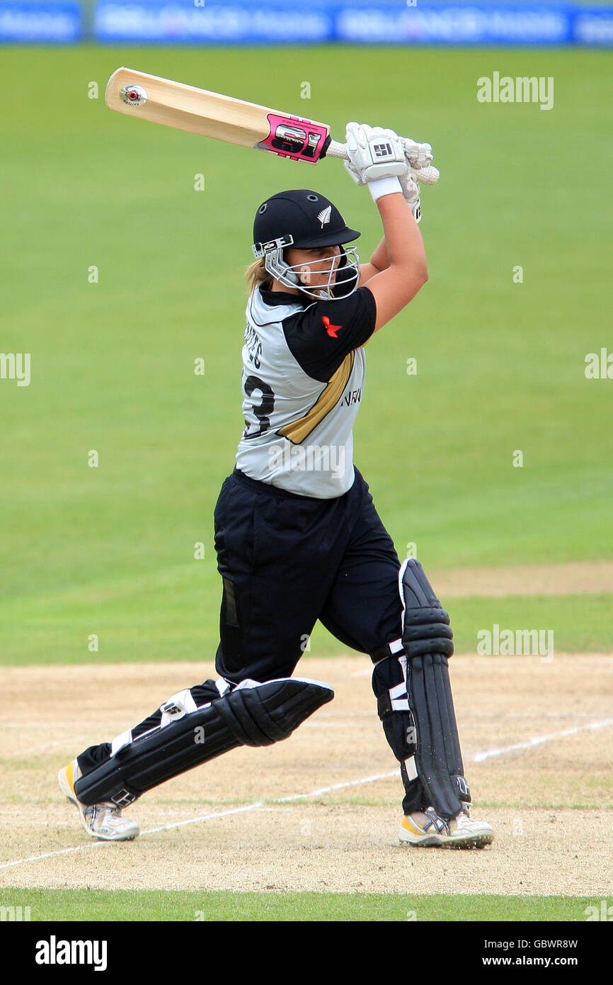 New zealands suzie bates bats against india hires stock photography