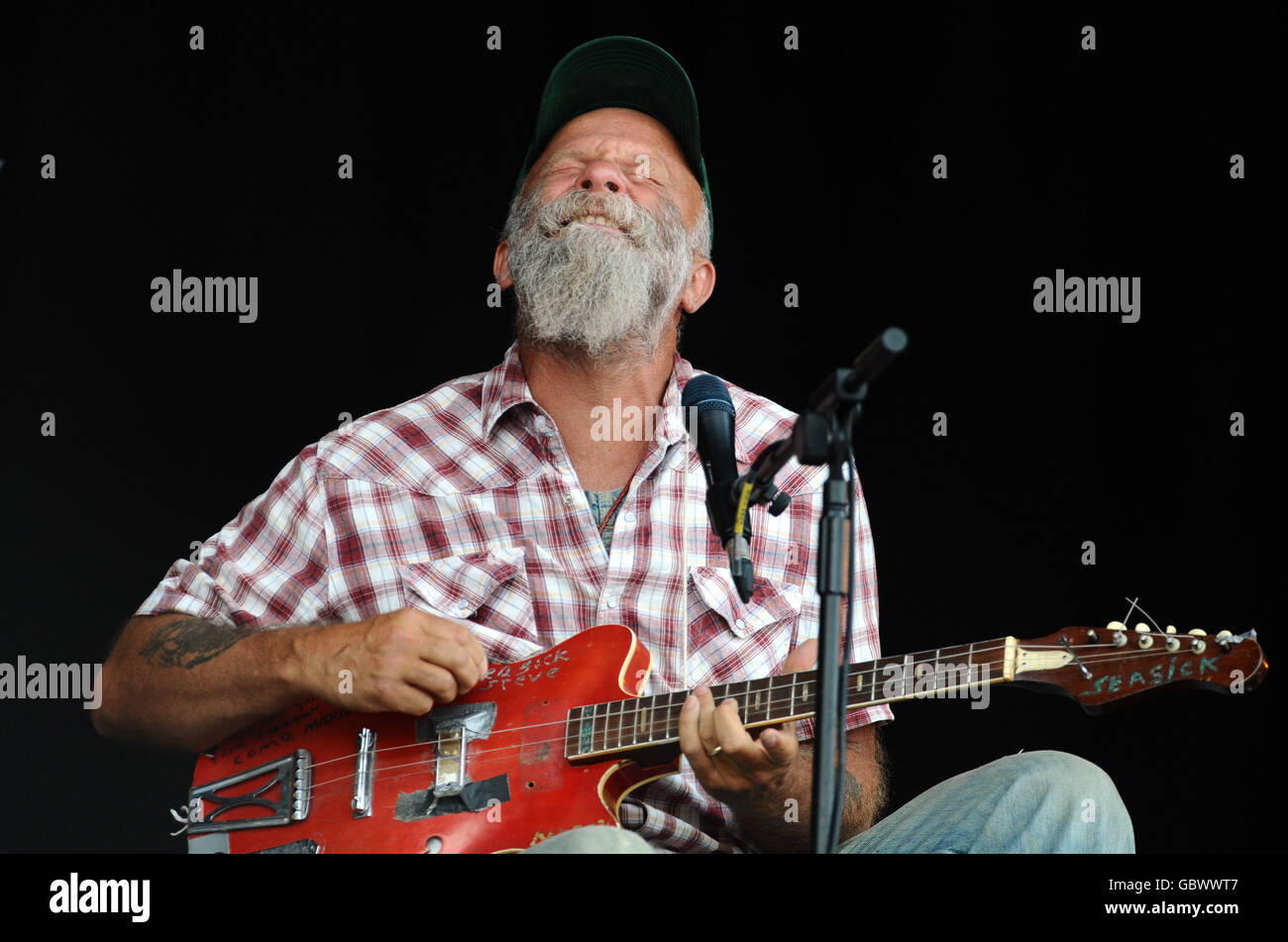 Bluesman Seasick Steve On Stage High Resolution Stock Photography and  Images - Alamy
