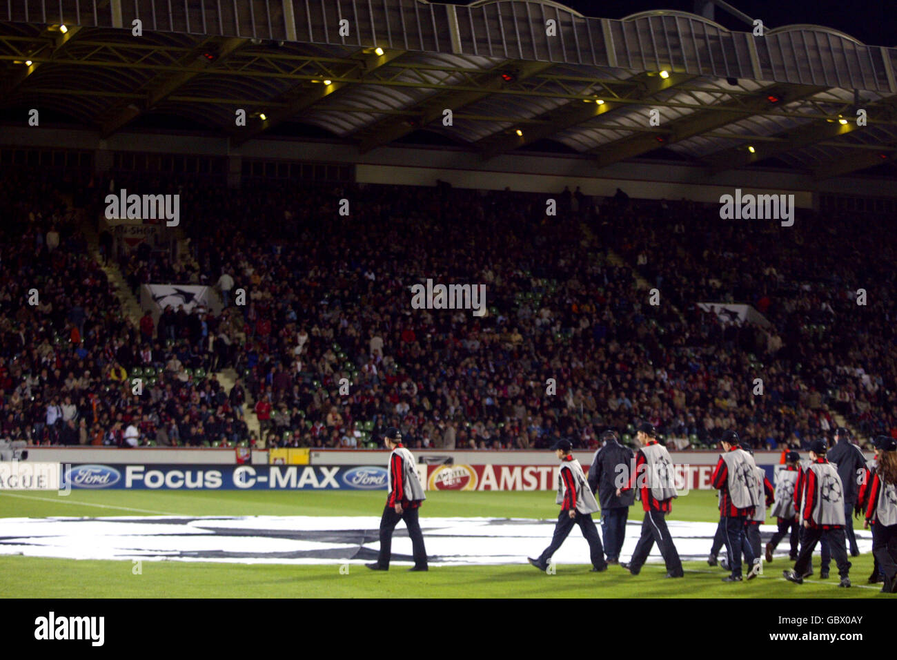 Bayer leverkusen v roma ballboys hi-res stock photography and images