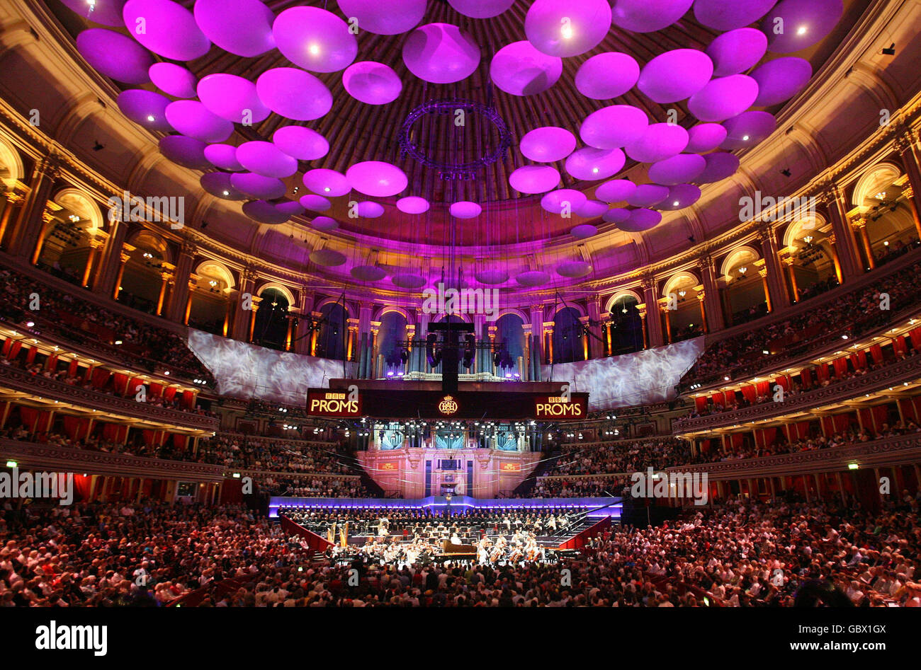 Royal albert hall interior proms hires stock photography and images