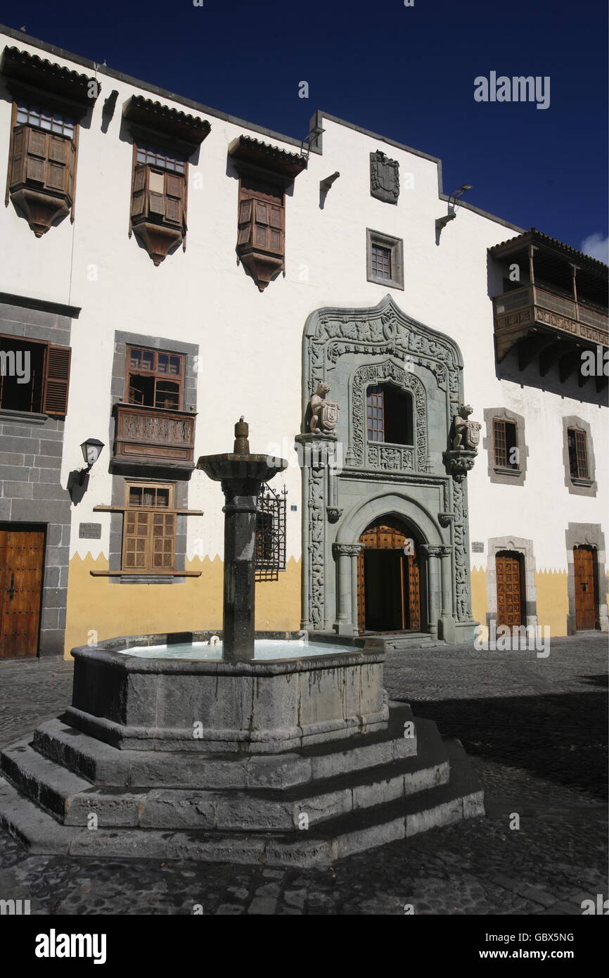 the Columbus House at the Plaza del Pilar Nuevo in the city Las Palmas on the Canary Island of Spain in the Atlantic ocean. Stock Photo