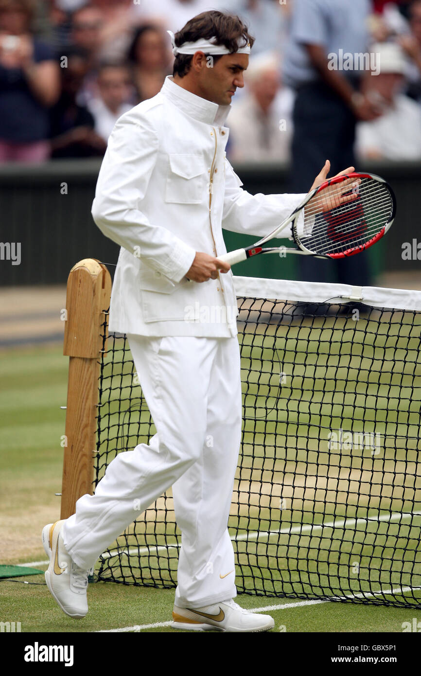 Roger federer wimbledon 2009 hi-res stock photography and Roger federer wimbledon 2009 hi-res stock photography and
