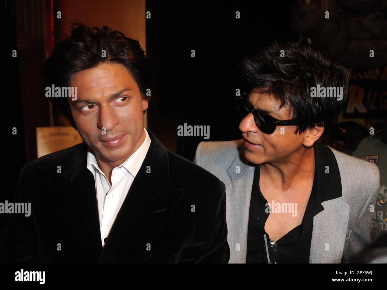 Shahrukh khan hands hi-res stock photography and images - Alamy