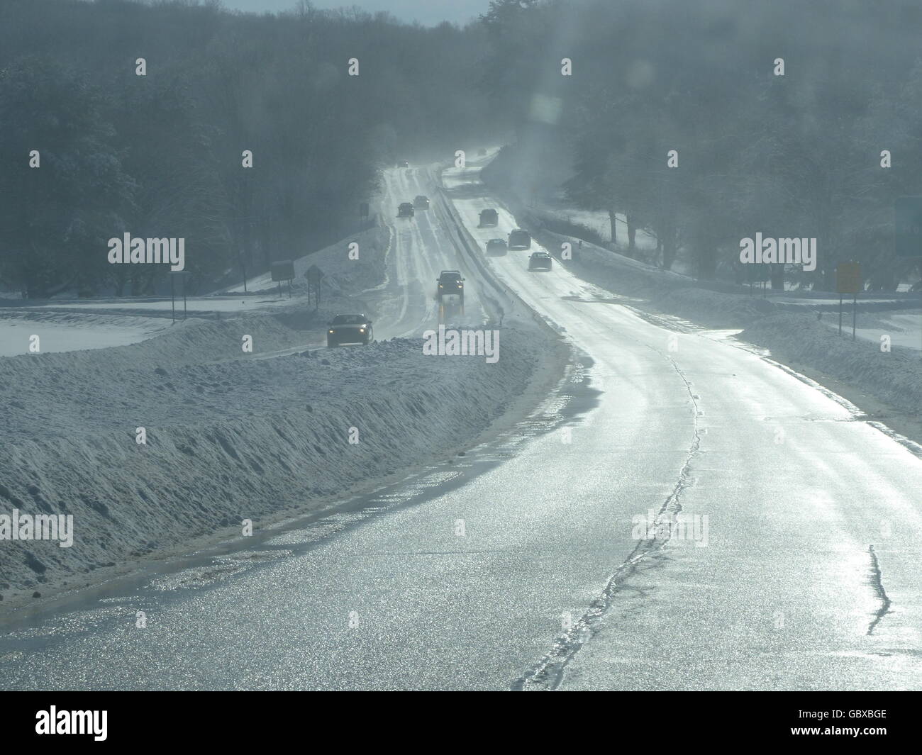 Icy conditions dangerous hi-res stock photography and images - Alamy