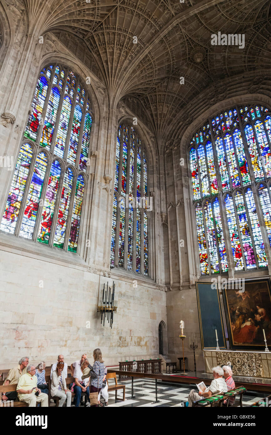 England, Cambridgeshire, Cambridge, King's College Chapel, Tour Group