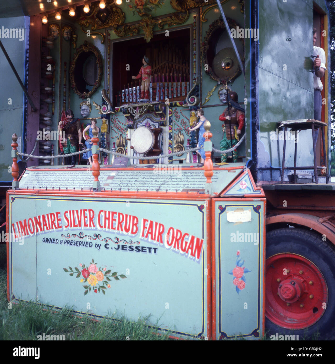 Restored Fairground Rides Fairground rides 1970s hi-res stock photography and images - Alamy