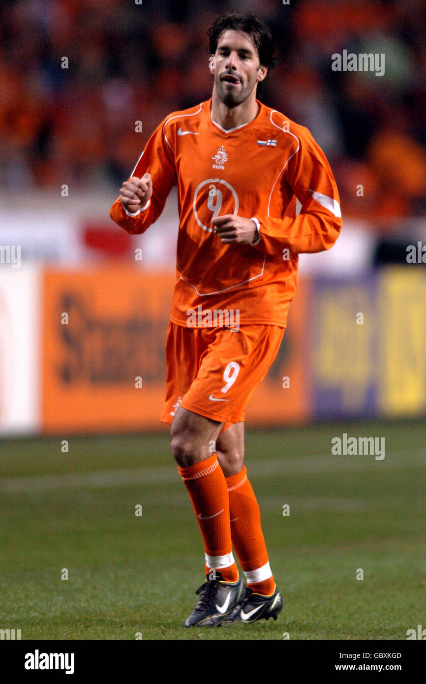 Soccer - FIFA World Cup 2006 Qualifier - Group One - Holland v