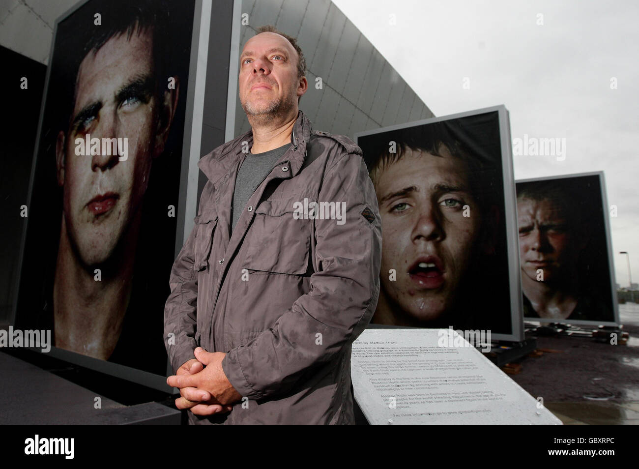 ALASTAIR THAIN PHOTOGRAPHS 限定版367/500 Alastair Thain, photographerp— Alexandra Pepper Dao