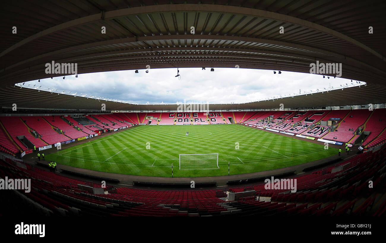 Soccer - Pre Season Friendly - Darlington v Newcastle United - Northern  Echo Arena Stock Photo - Alamy