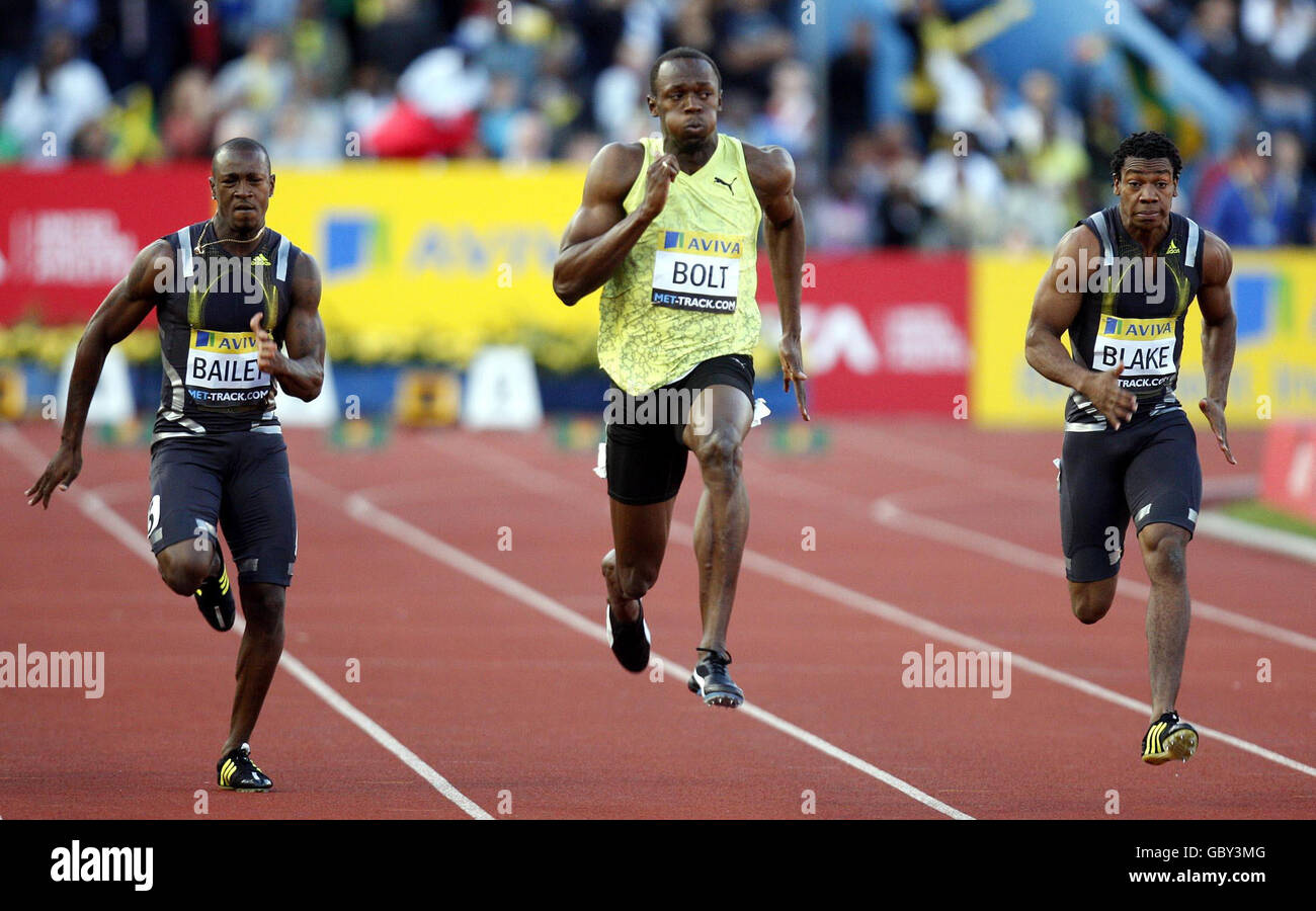 Jamaica's Usain Bolt (centre) powers away from the field on his way to winning the 100m final during the Aviva London Grand Prix at Crystal Palace National Sports Centre, London. Stock Photo