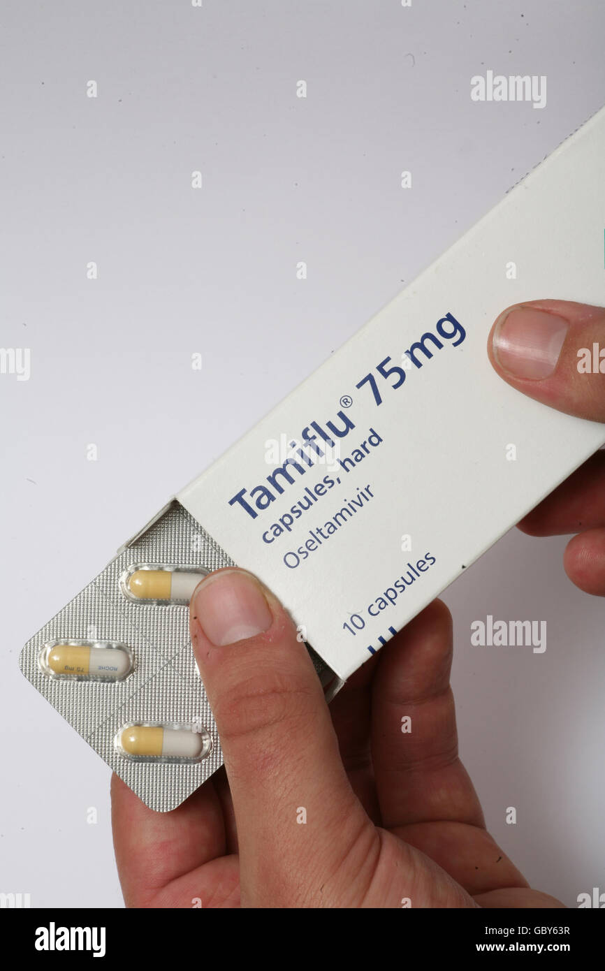 Antiviral medicines hi-res stock photography and images - Page 3 - Alamy