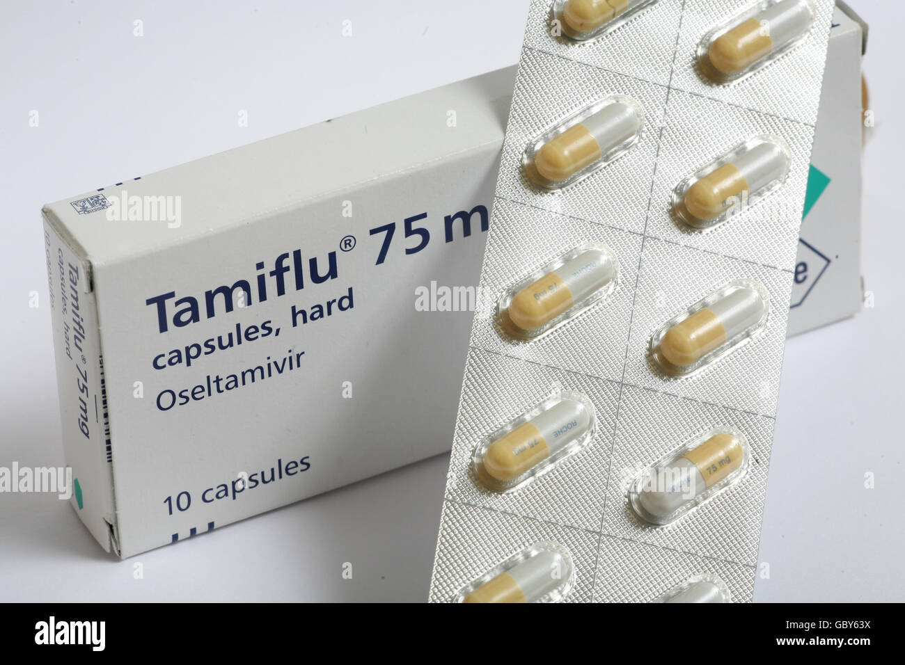 Generic pictures tamiflu capsules hi-res stock photography and images -  Alamy