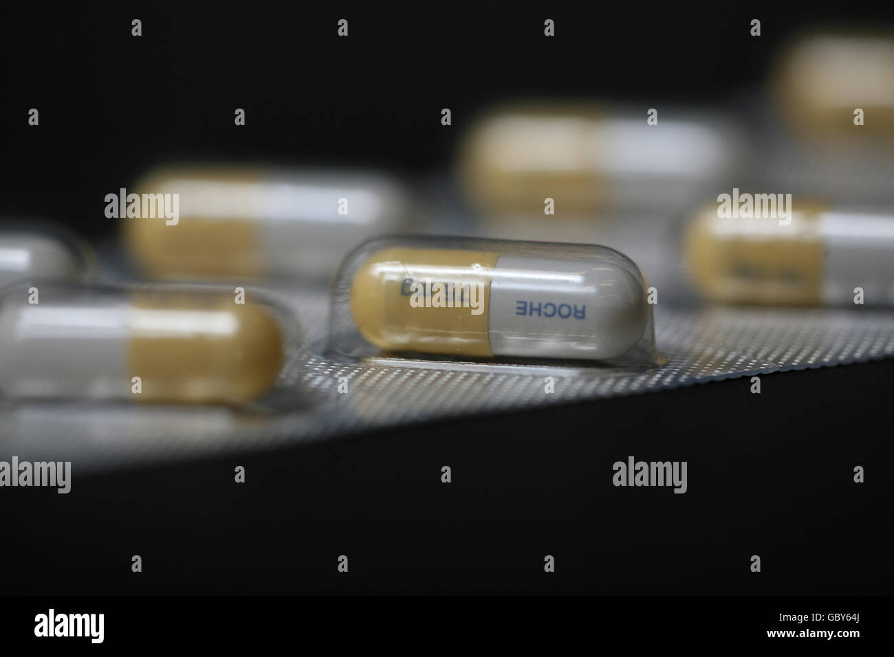 Tamilu capsules hi-res stock photography and images - Alamy