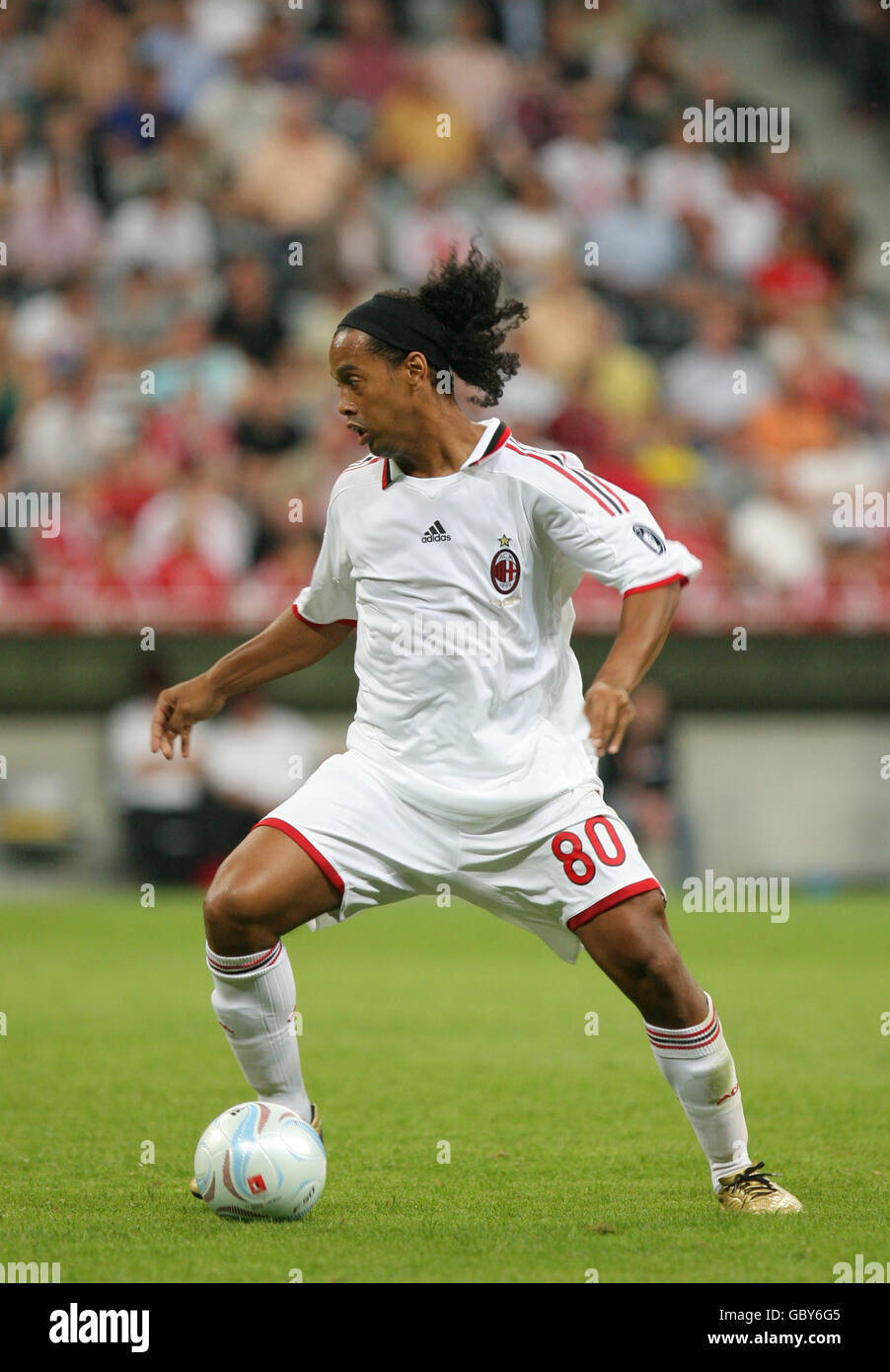 Ronaldinho Ac Milan 2009 Hi res Stock Photography And Images Alamy ronaldinho-ac-milan-2009-hi-res-stock-photography-and-images-alamy